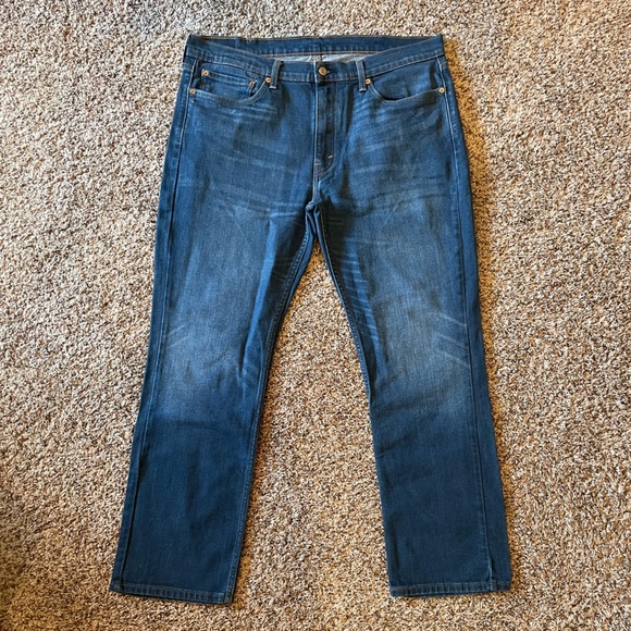 EUC Levi’s 514 Straight Fit men’s jeans Tagged 38x32 (measures 40x30) - Picture 4 of 9